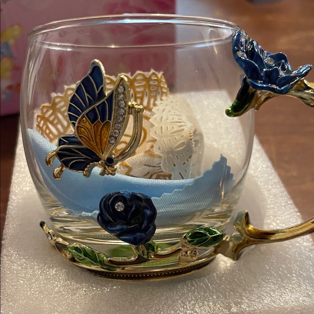 Elegant Glass Mug with Butterfly and Floral Design